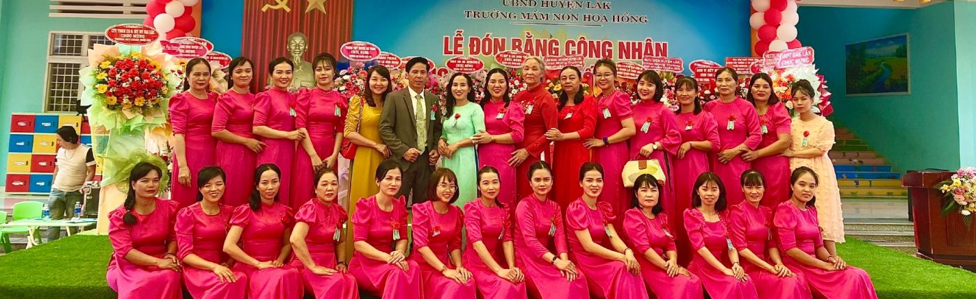 nhân viên trường MN Hoa Hồng